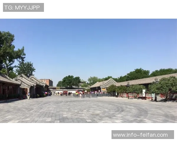 亚马尔社交媒体分享诺坎普夕阳美景预示着一个难忘的夜晚即将开启